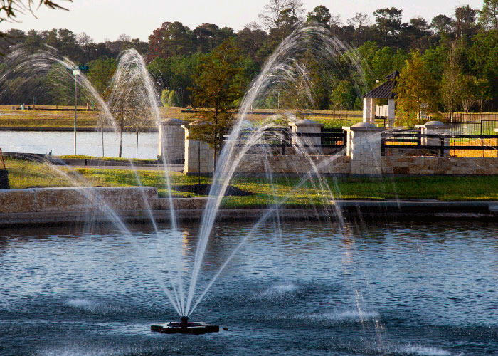 Central Lake Fountain